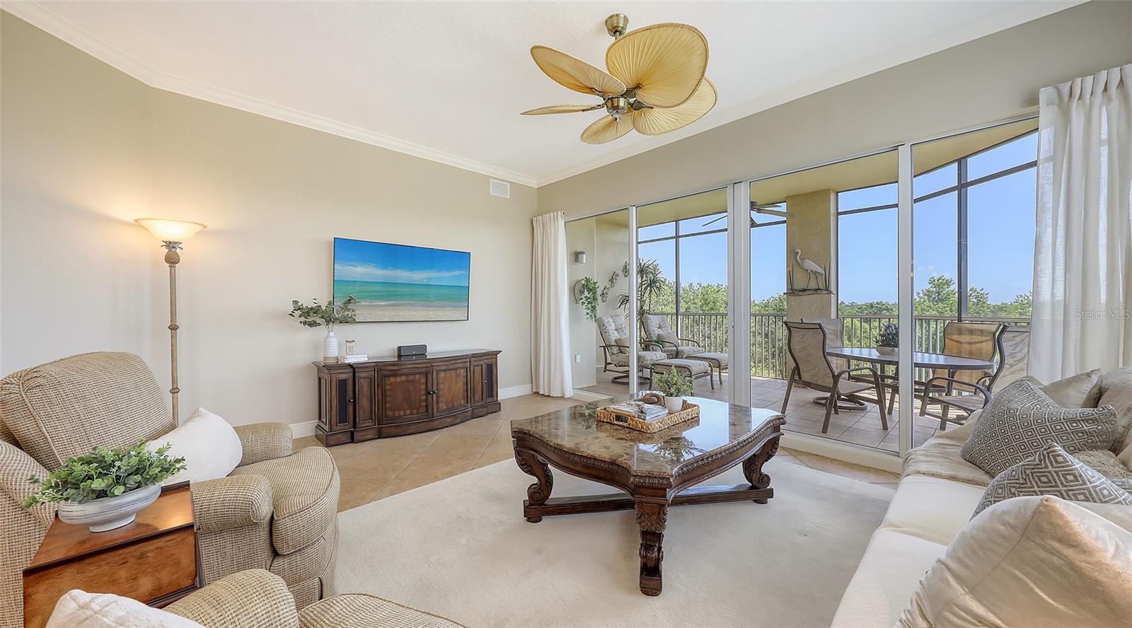 Image 7 of 62 For 6465 Watercrest Way 404