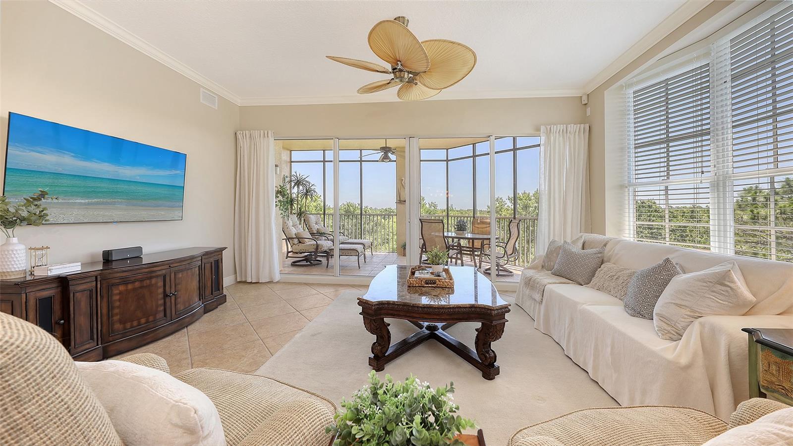 Image 8 of 62 For 6465 Watercrest Way 404