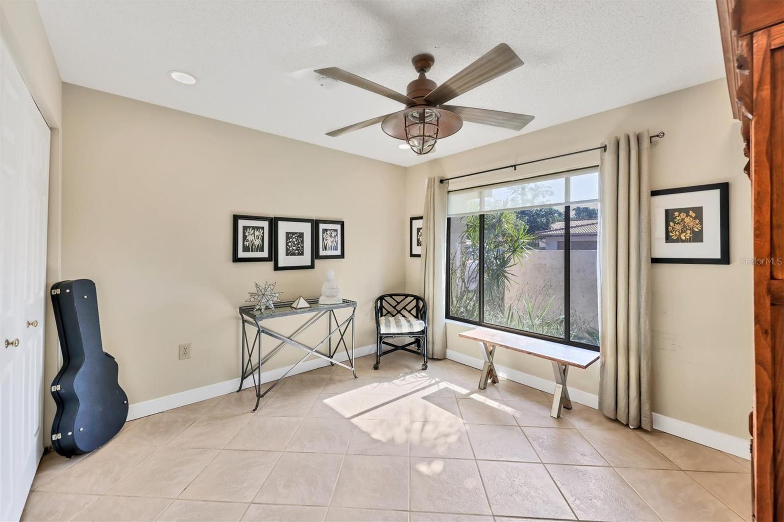 Image 27 of 43 For 6412 Sun Eagle Lane