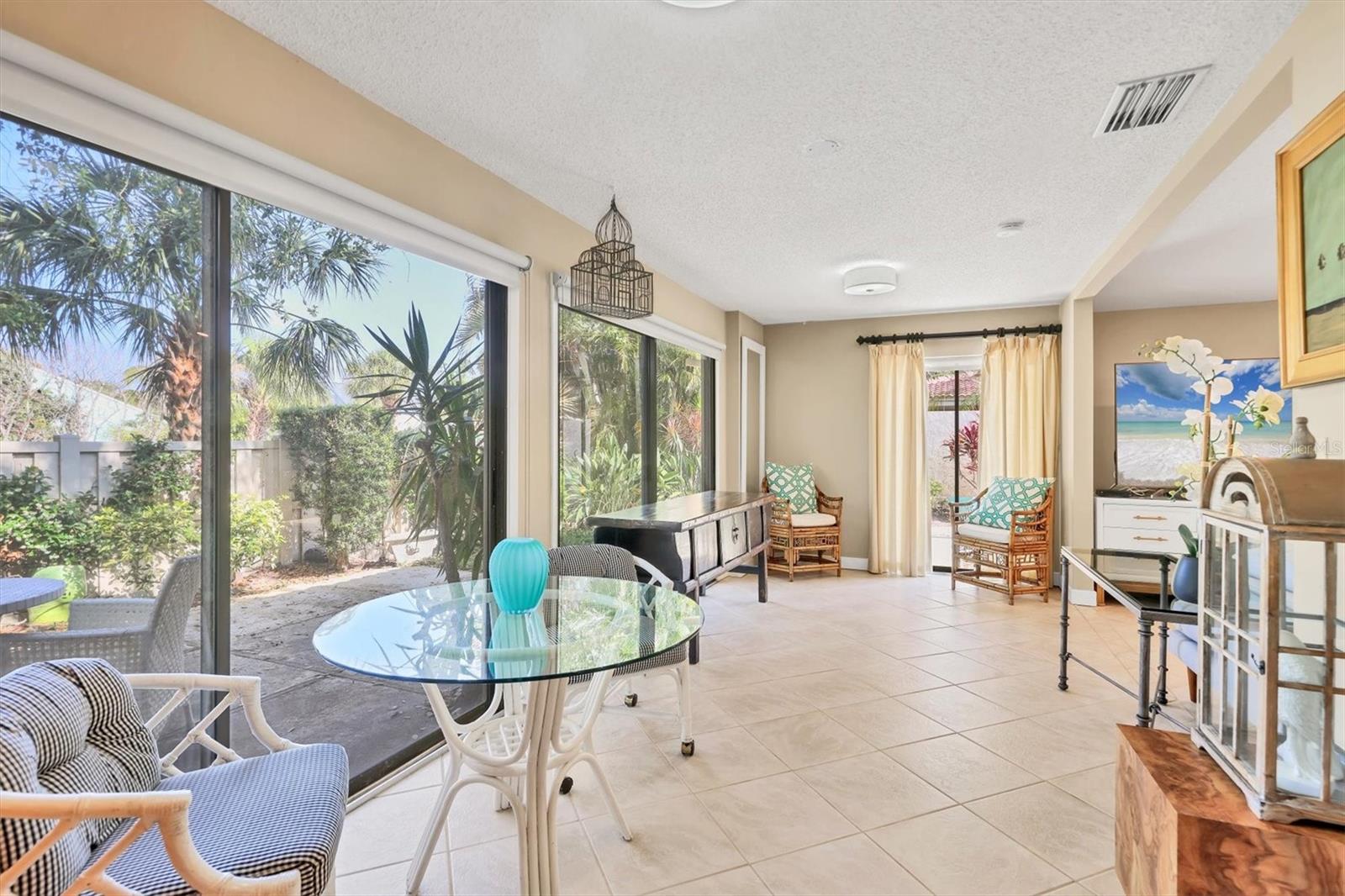 Image 30 of 43 For 6412 Sun Eagle Lane