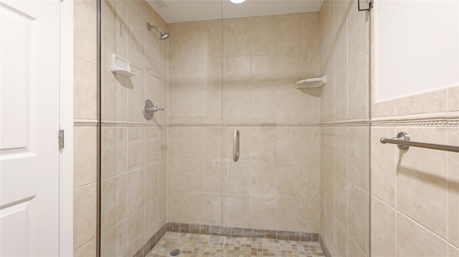Image 27 of 64 For 1212 Benjamin Franklin Drive 909