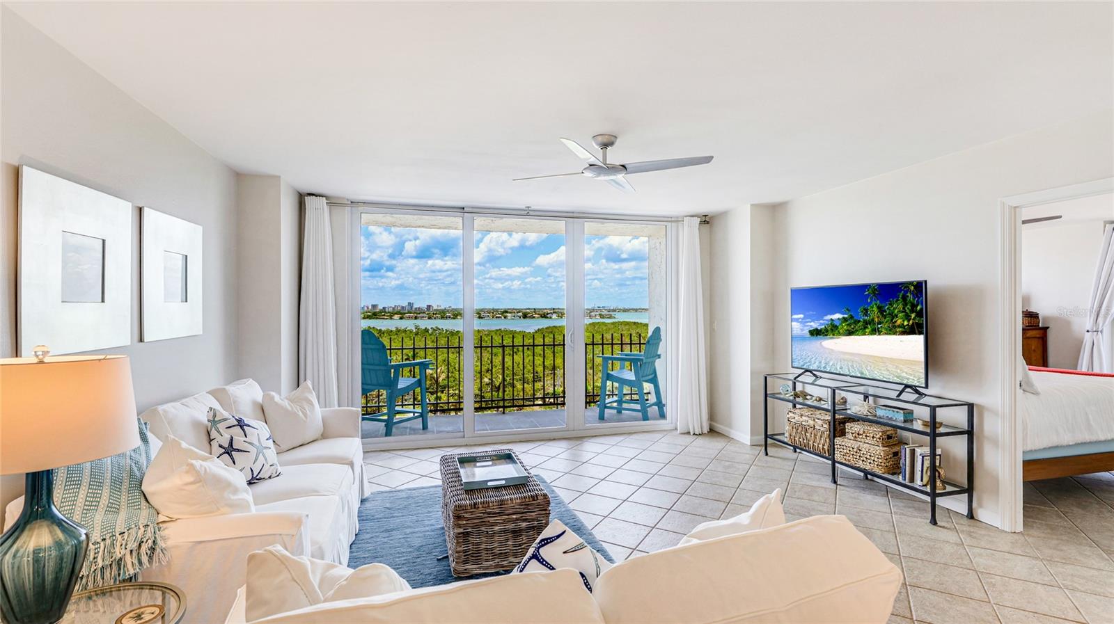 Image 6 of 64 For 1212 Benjamin Franklin Drive 909