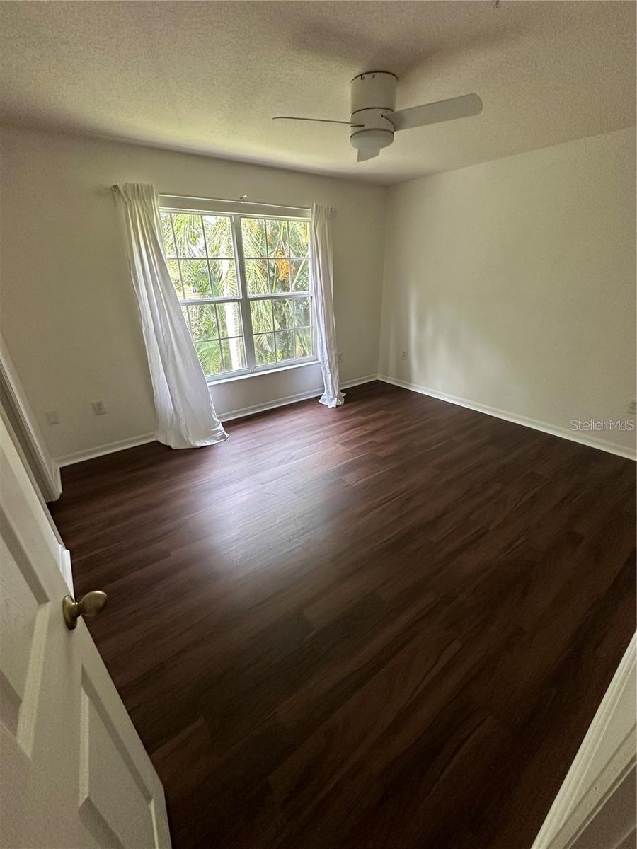 Image 16 of 49 For 4275 Castlebridge Lane 1324