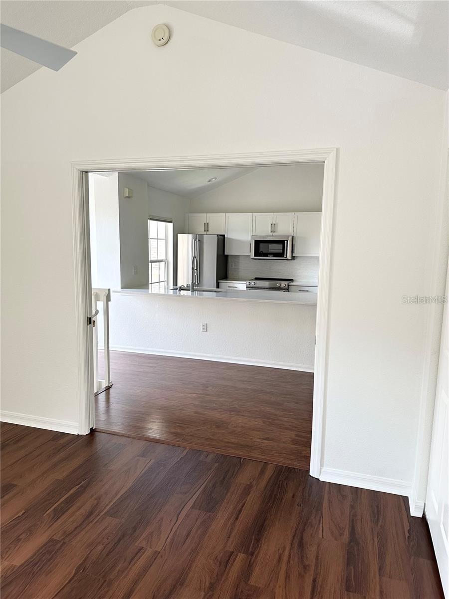 Image 20 of 49 For 4275 Castlebridge Lane 1324