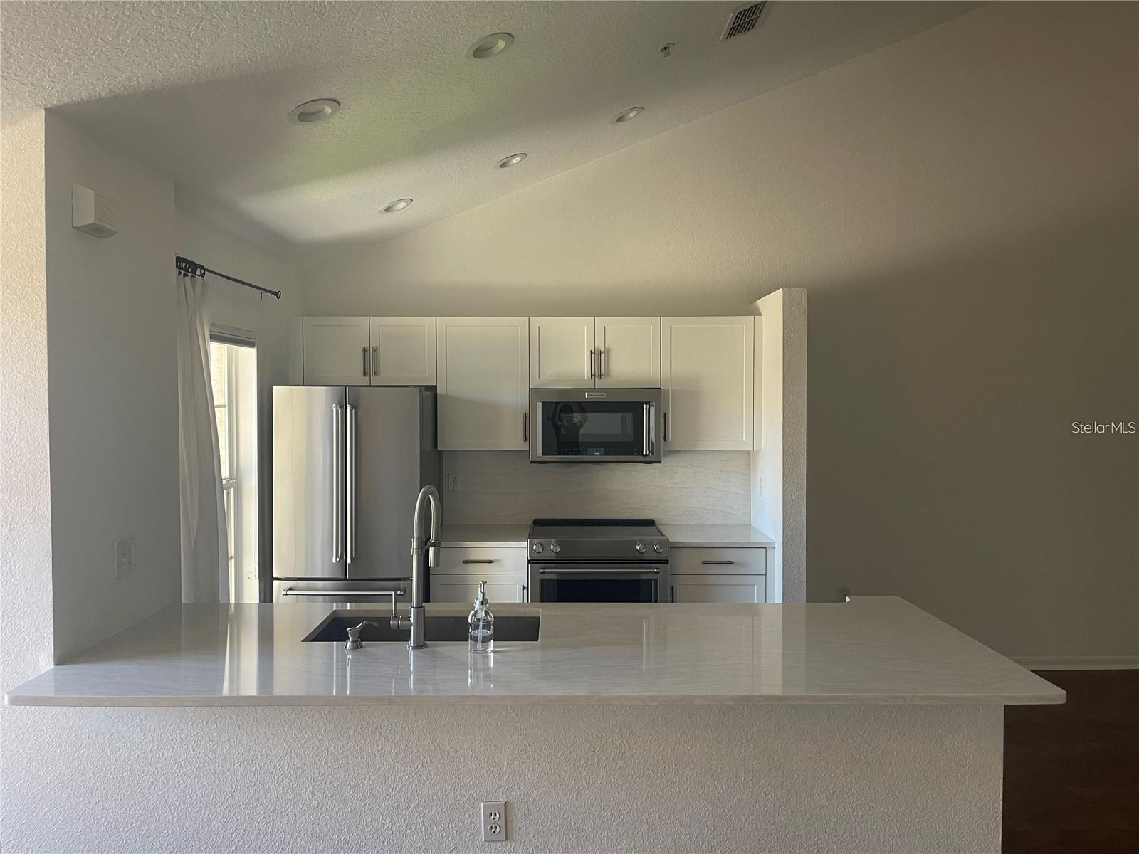Image 4 of 49 For 4275 Castlebridge Lane 1324