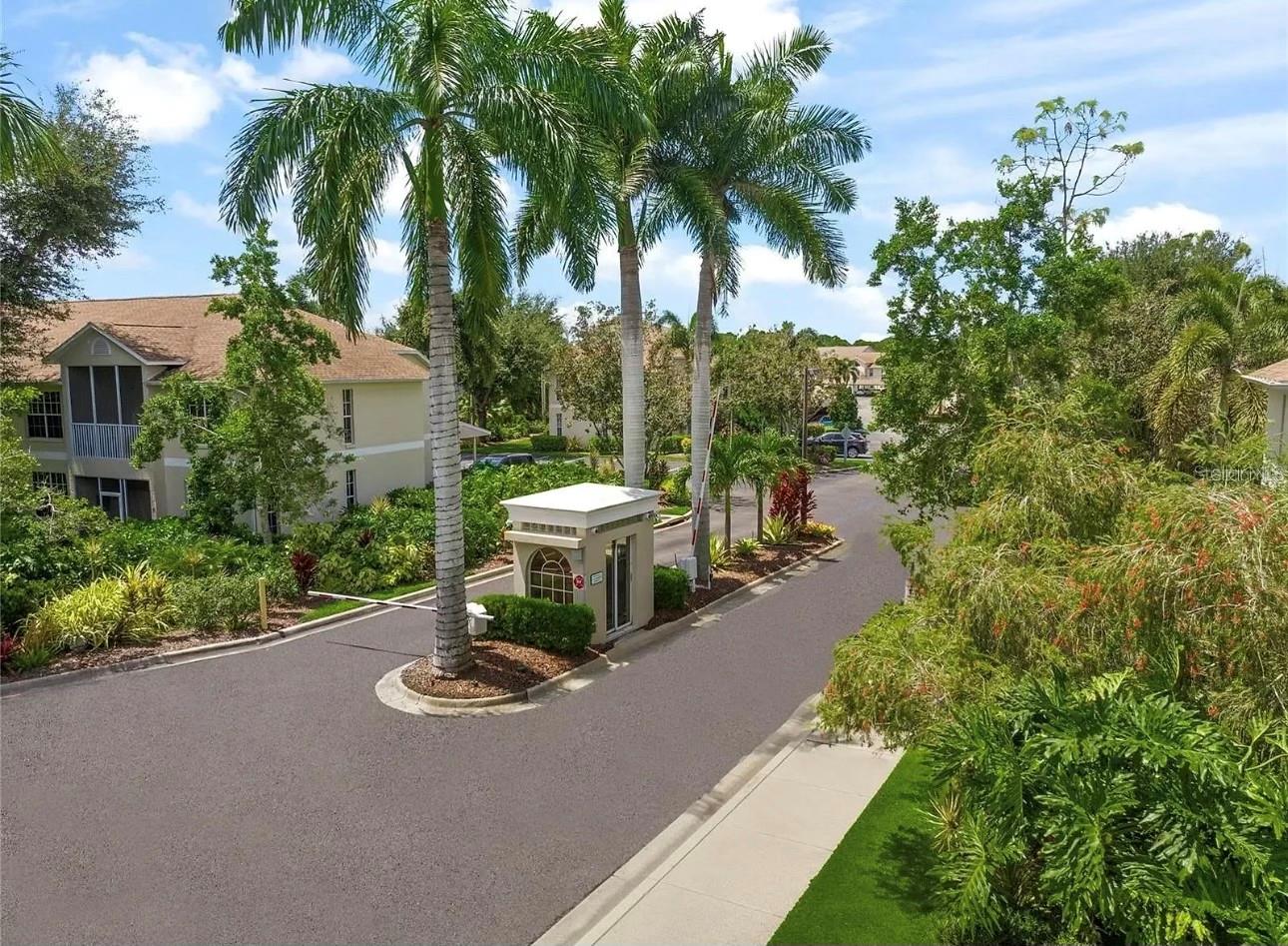 Image 41 of 49 For 4275 Castlebridge Lane 1324