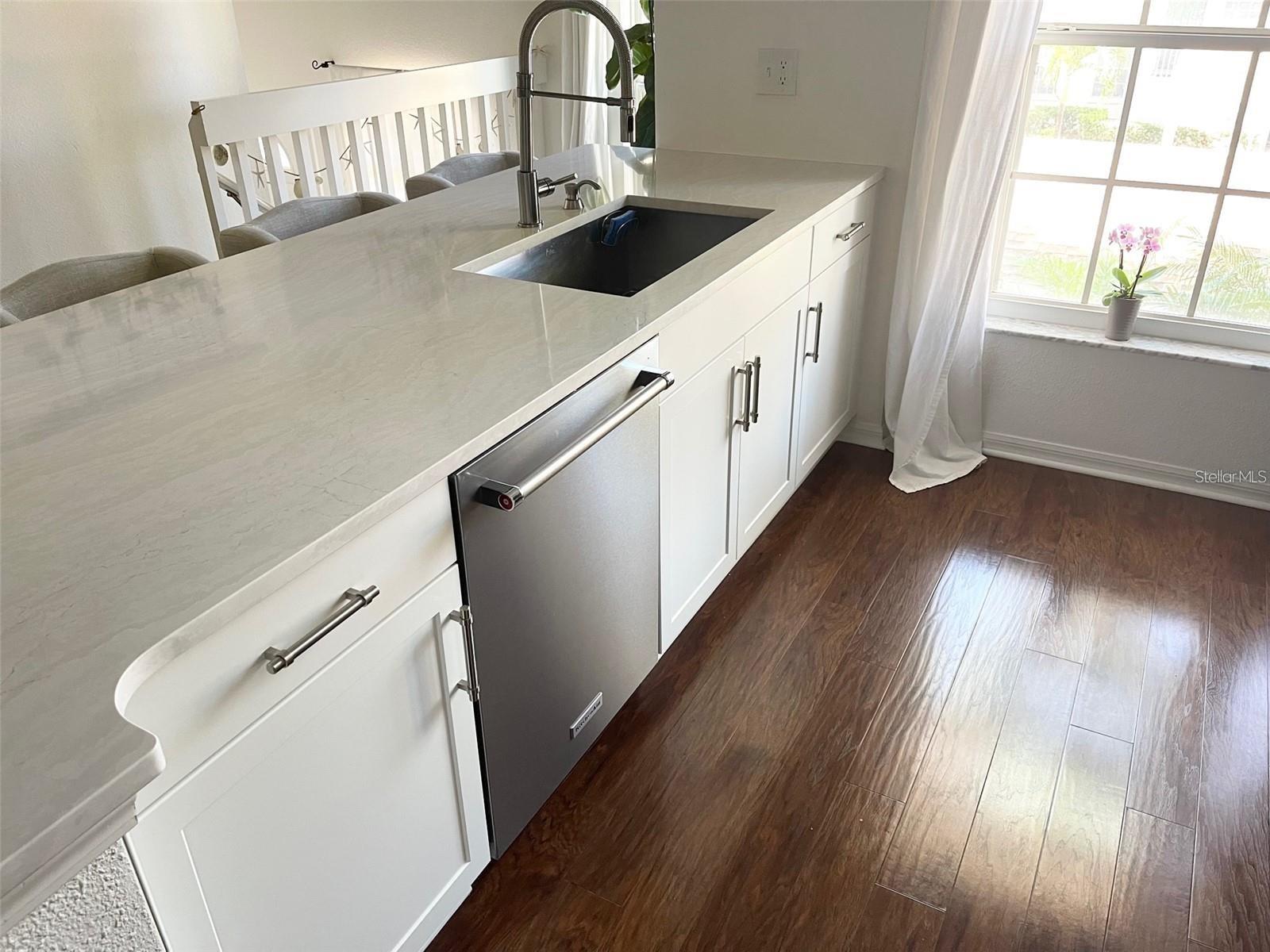 Image 6 of 49 For 4275 Castlebridge Lane 1324