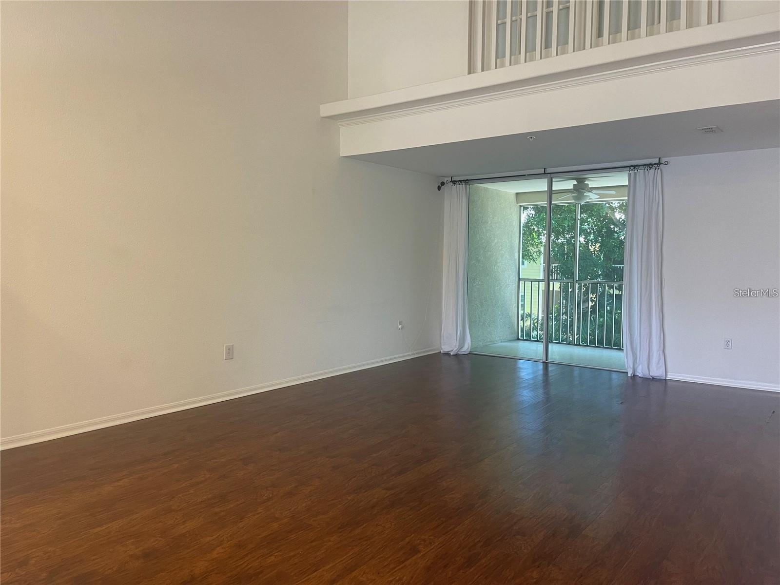 Image 9 of 49 For 4275 Castlebridge Lane 1324