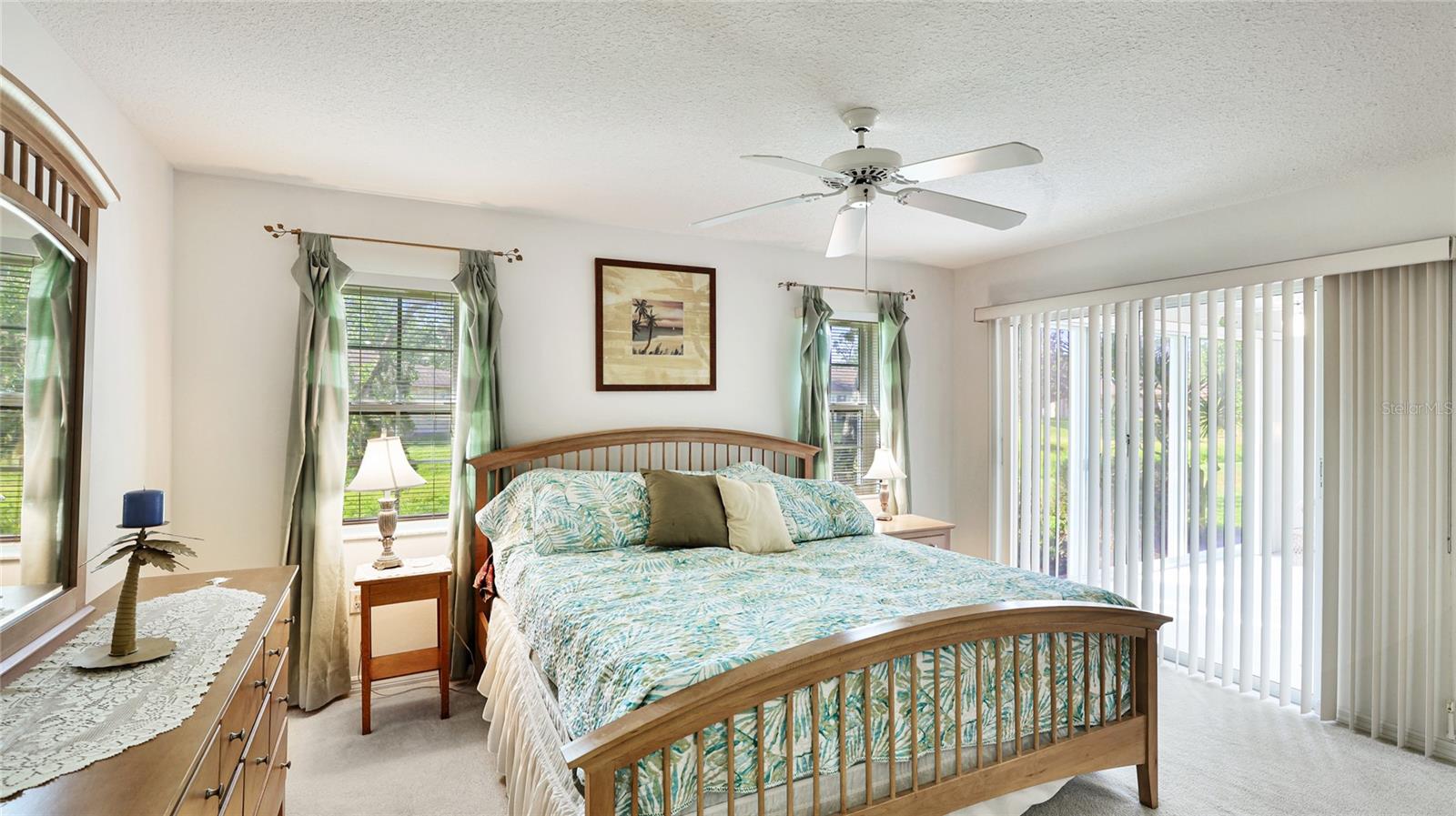 Image 15 of 31 For 7044 Woodside Oaks Circle 9