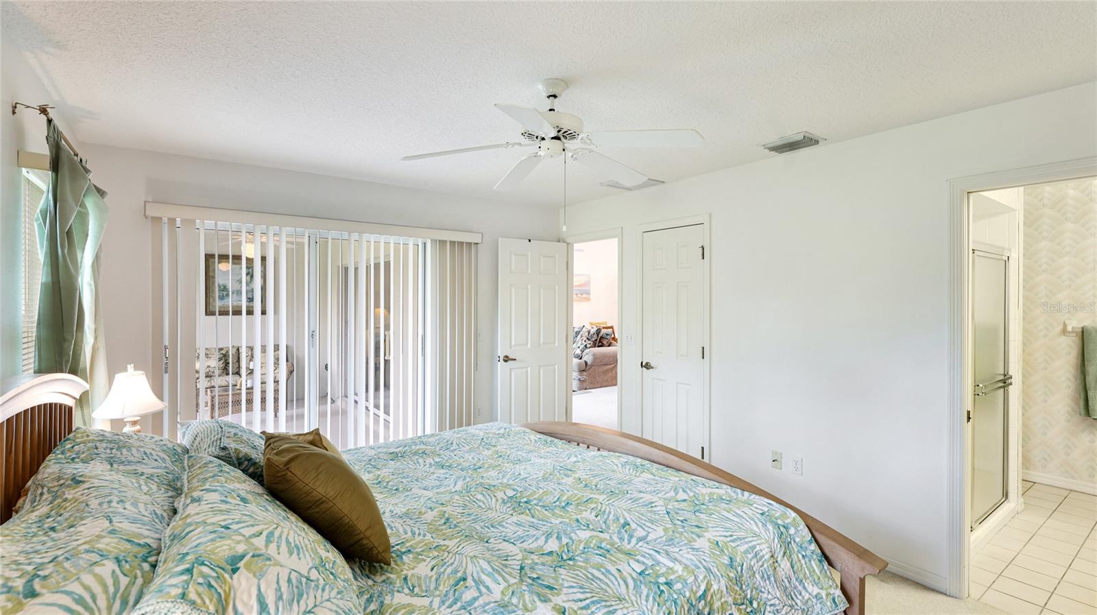 Image 16 of 31 For 7044 Woodside Oaks Circle 9