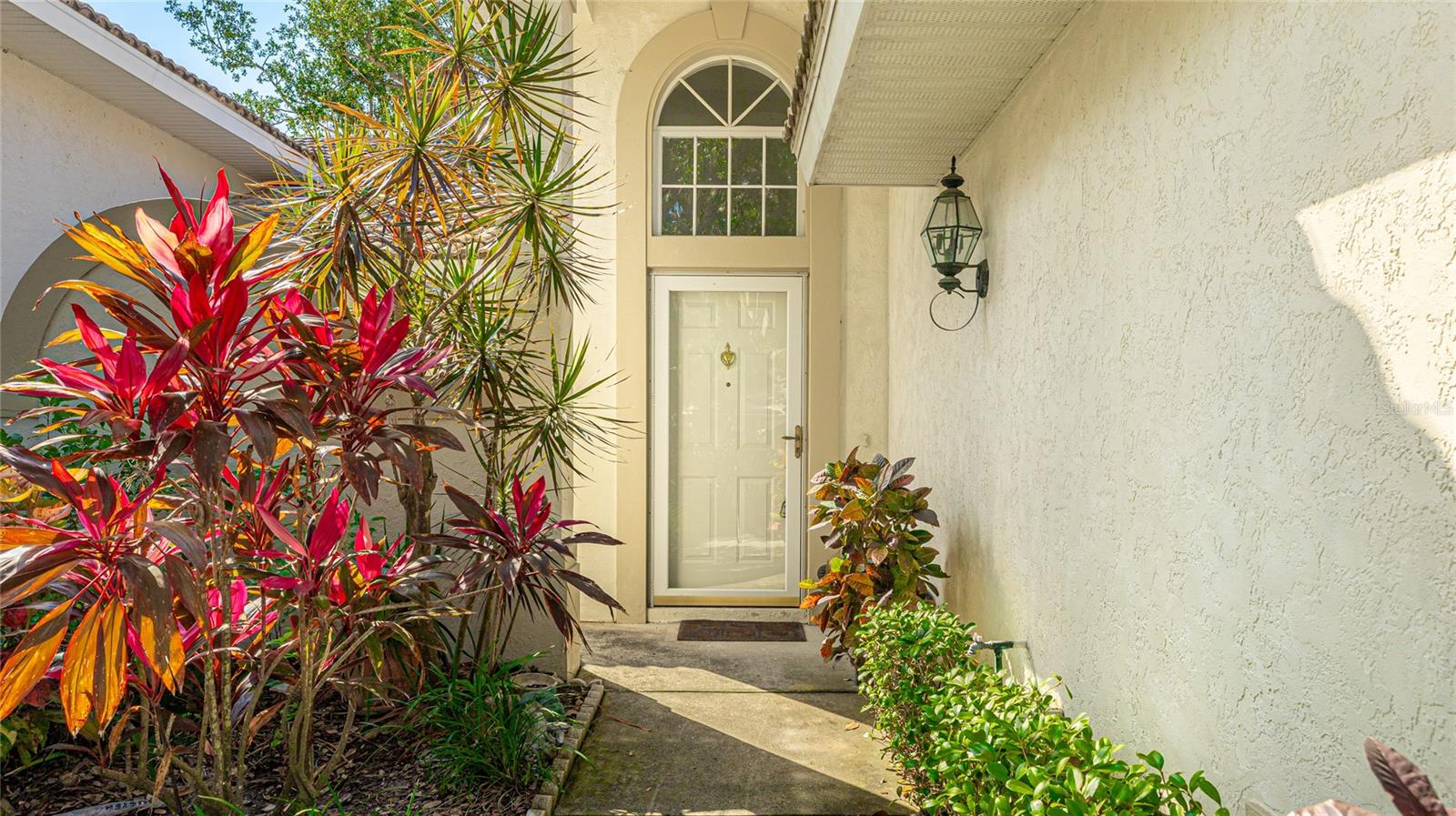 Image 2 of 31 For 7044 Woodside Oaks Circle 9