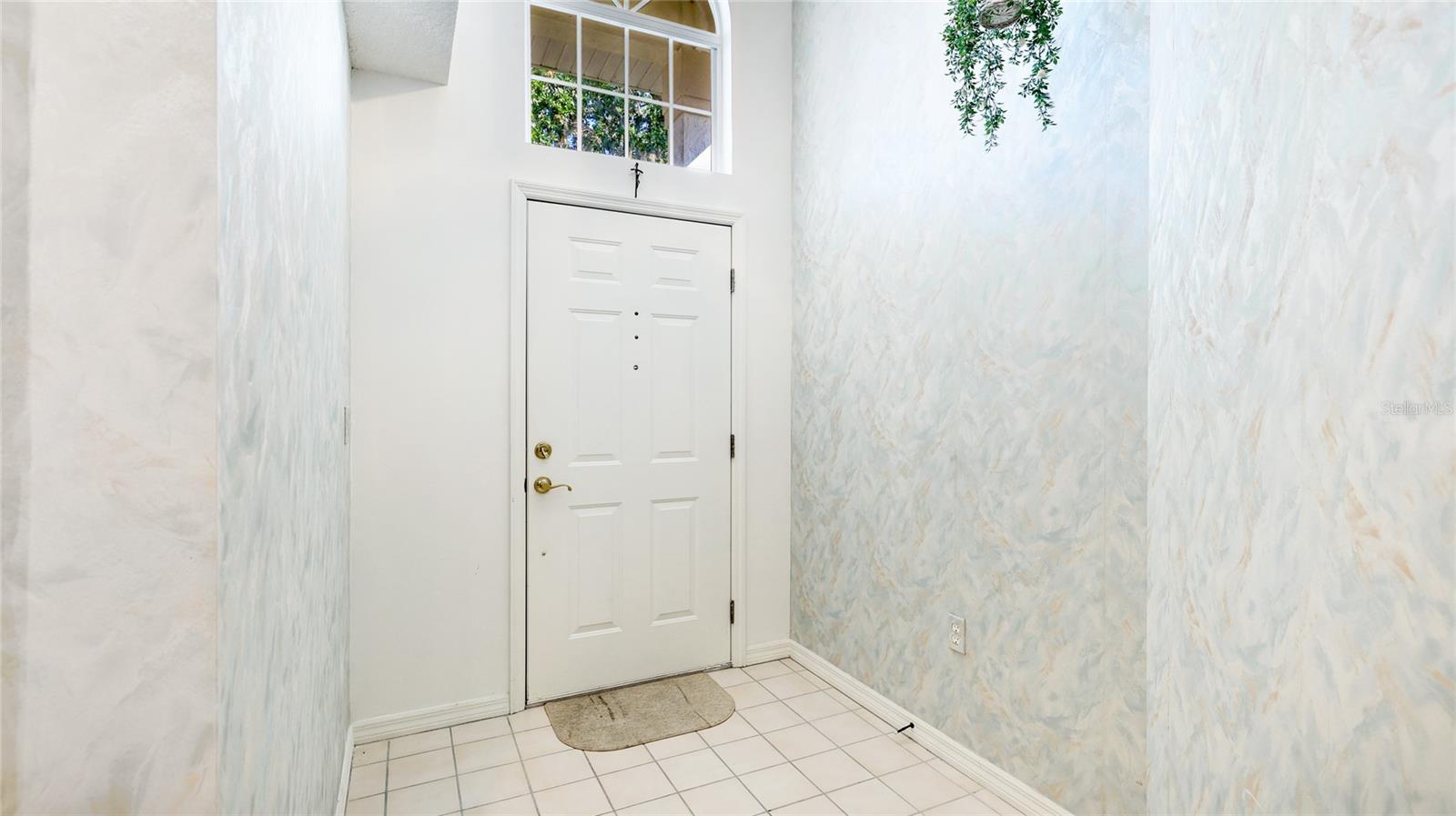 Image 3 of 31 For 7044 Woodside Oaks Circle 9