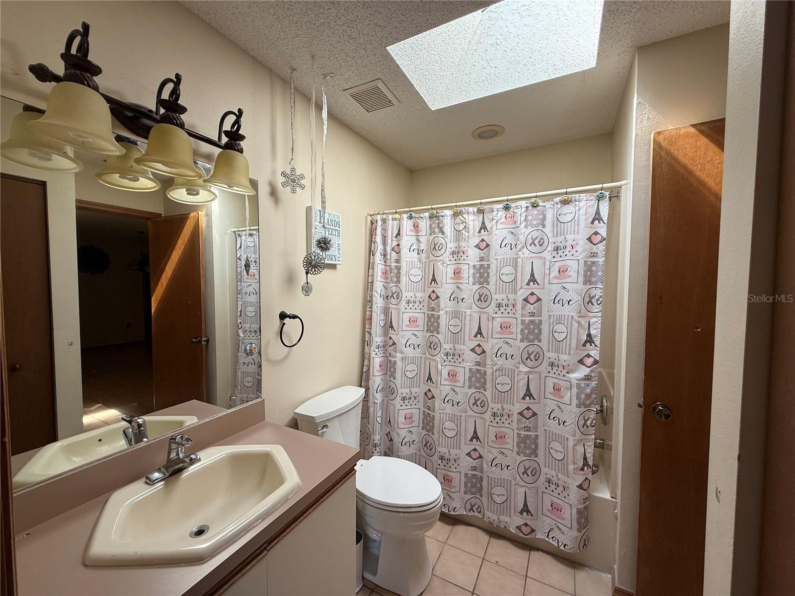 Image 12 of 29 For 3957 Bearded Oaks Court