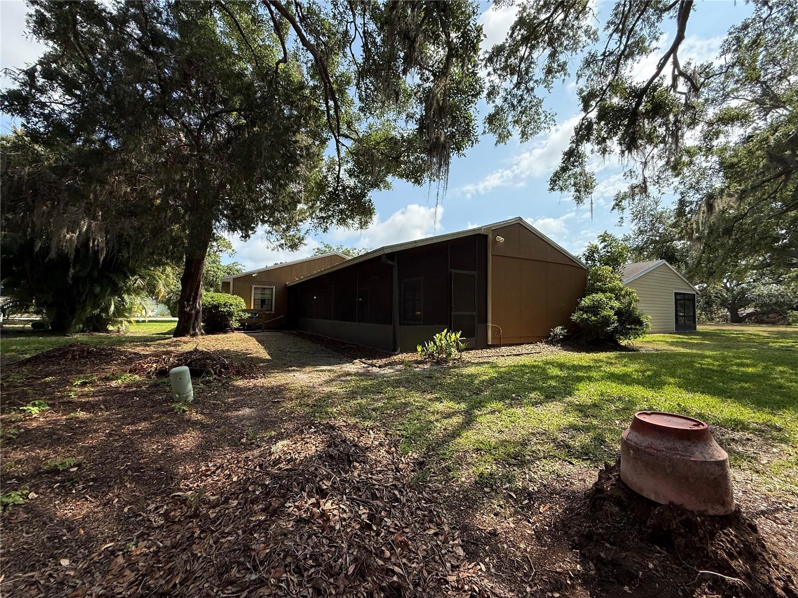 Image 23 of 29 For 3957 Bearded Oaks Court