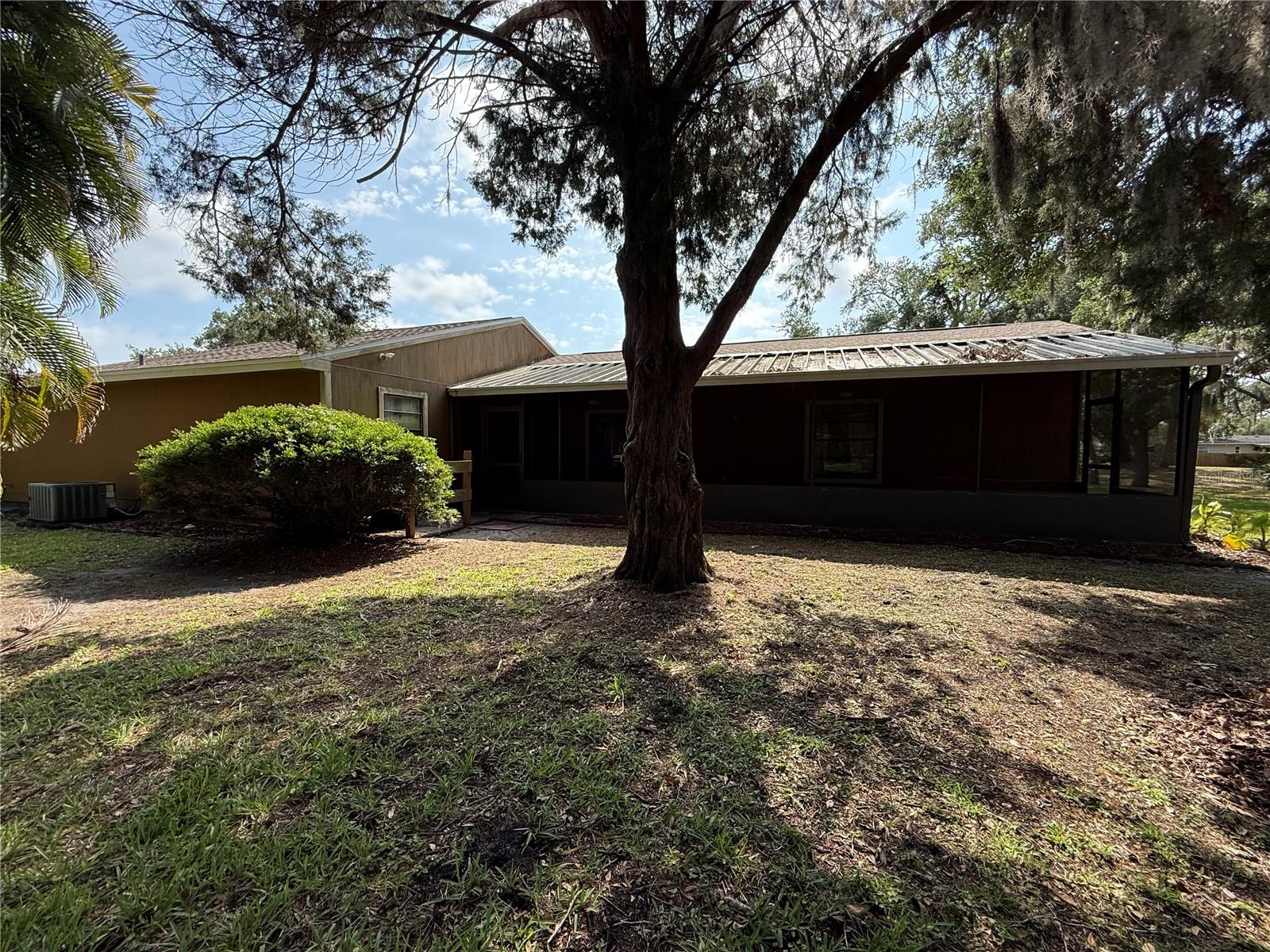 Image 24 of 29 For 3957 Bearded Oaks Court
