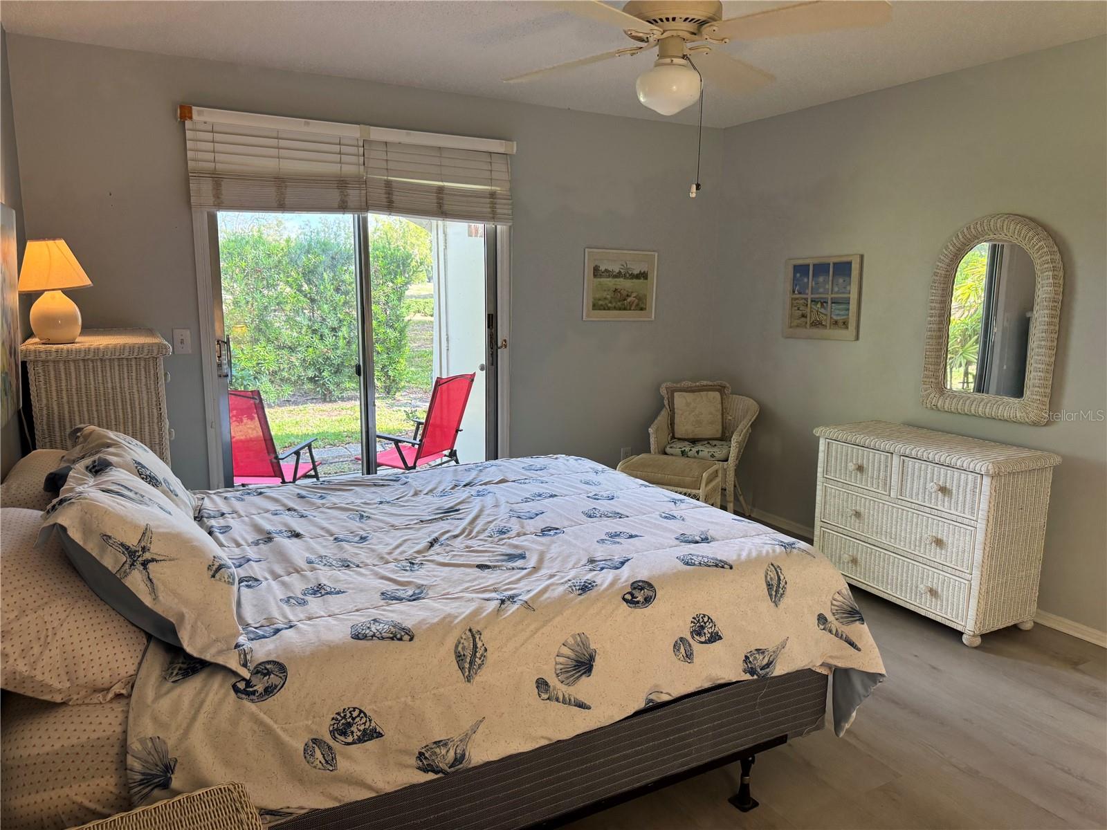 Image 33 of 52 For 3002 Sail Pointe Circle 1b