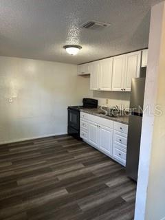 Image 3 of 6 For 3323 & 3325 8th Street E