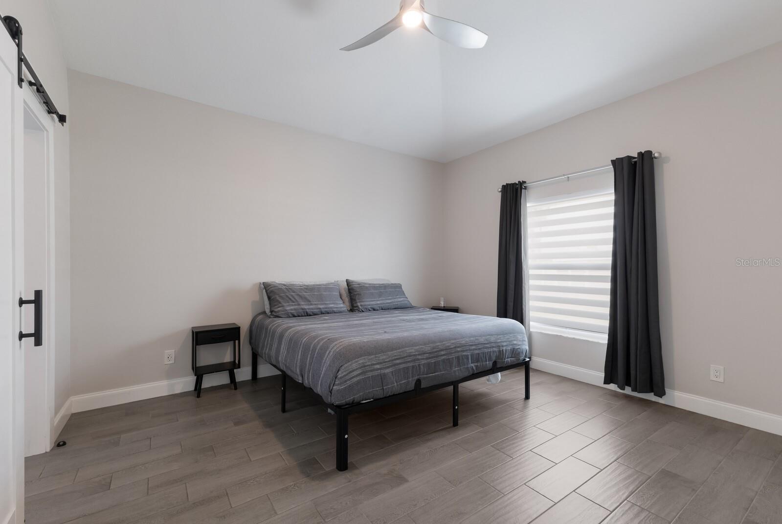 Image 14 of 26 For 1606 22nd Avenue W