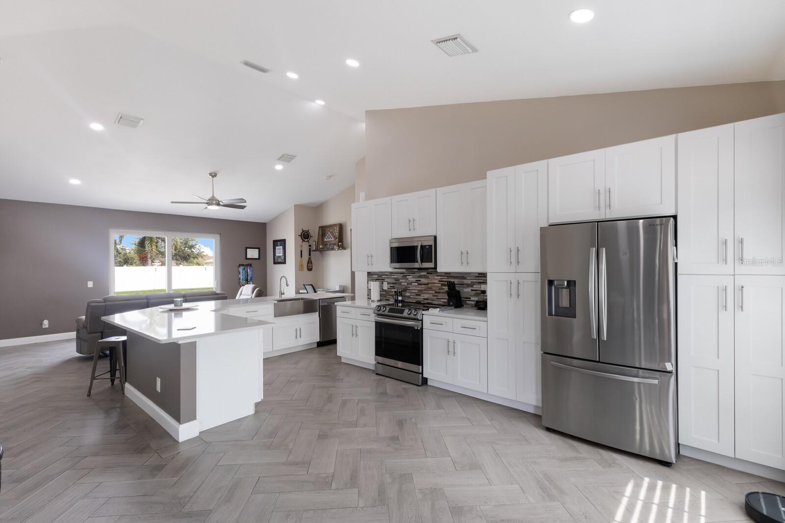Image 2 of 26 For 1606 22nd Avenue W