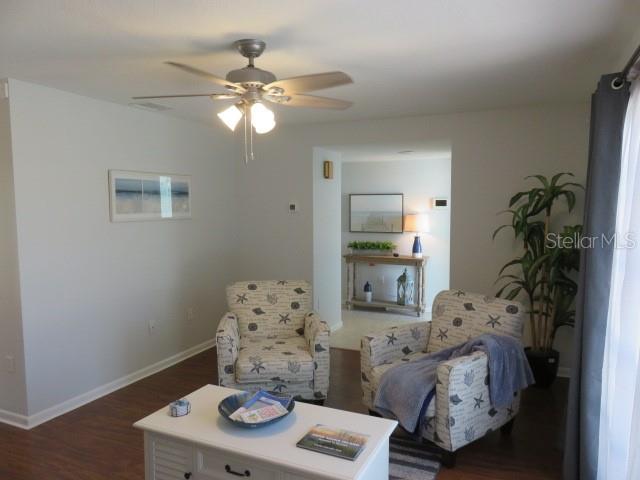 Image 11 of 41 For 7207 15th Avenue Drive W