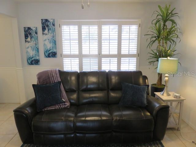 Image 13 of 41 For 7207 15th Avenue Drive W