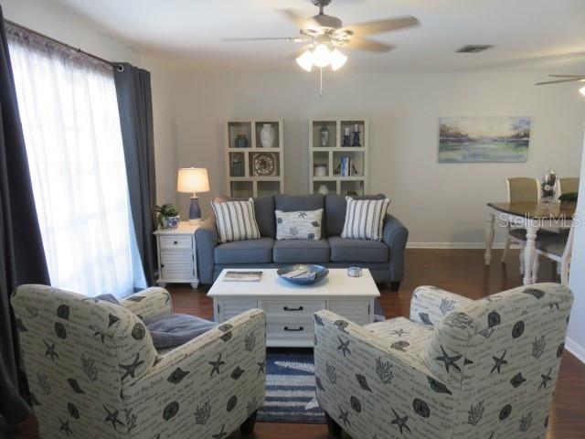 Image 9 of 41 For 7207 15th Avenue Drive W