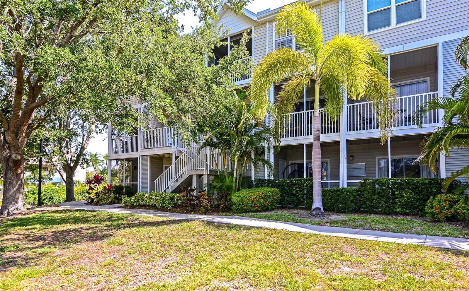 Image 64 of 90 For 850 Tamiami Trail 431