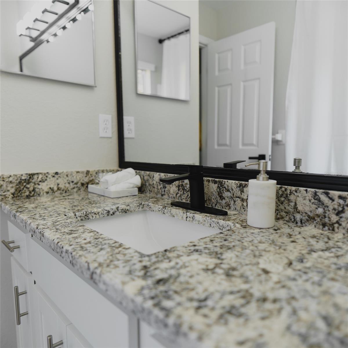 Image 17 of 26 For 4549 Mcintosh Lane