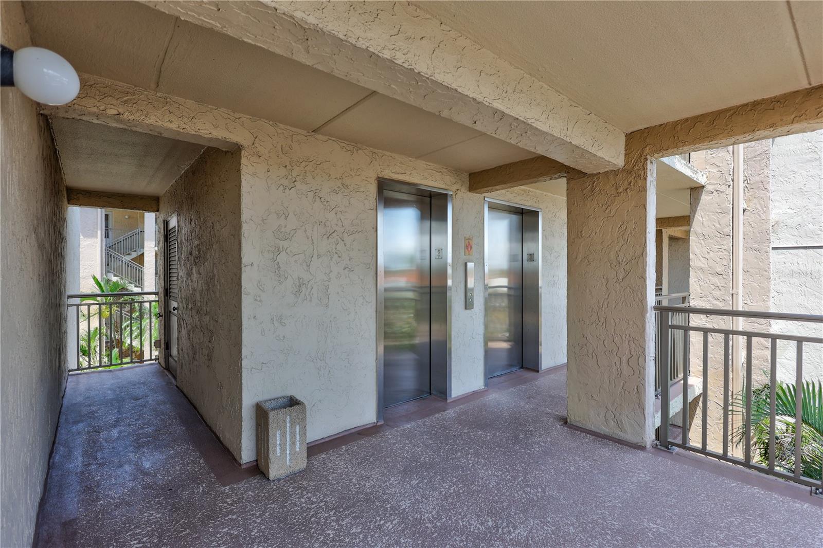 Image 34 of 68 For 845 Benjamin Franklin Drive 302