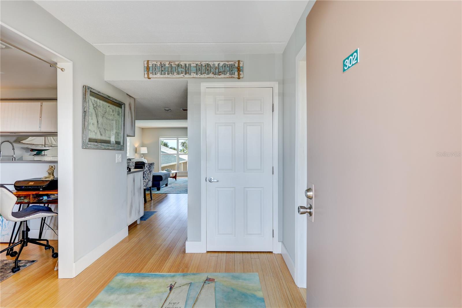 Image 4 of 68 For 845 Benjamin Franklin Drive 302