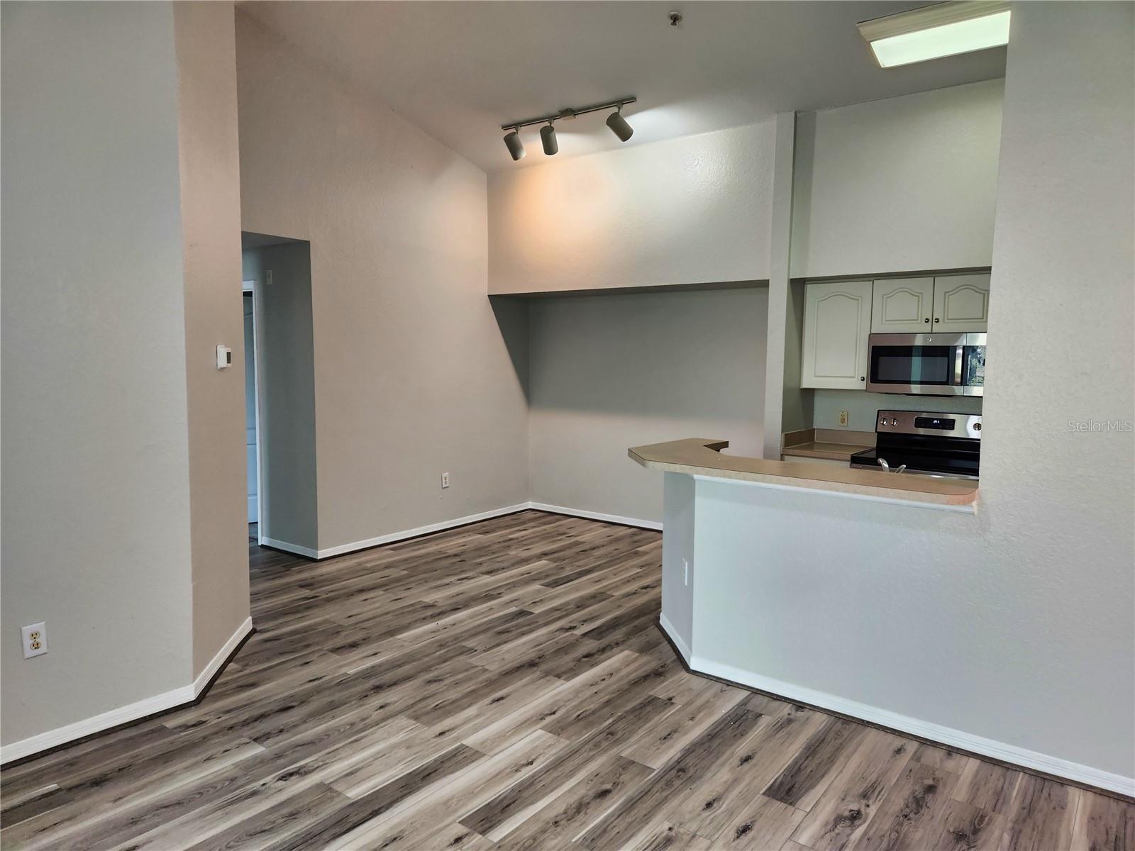 Image 31 of 47 For 4156 Central Sarasota Parkway 821