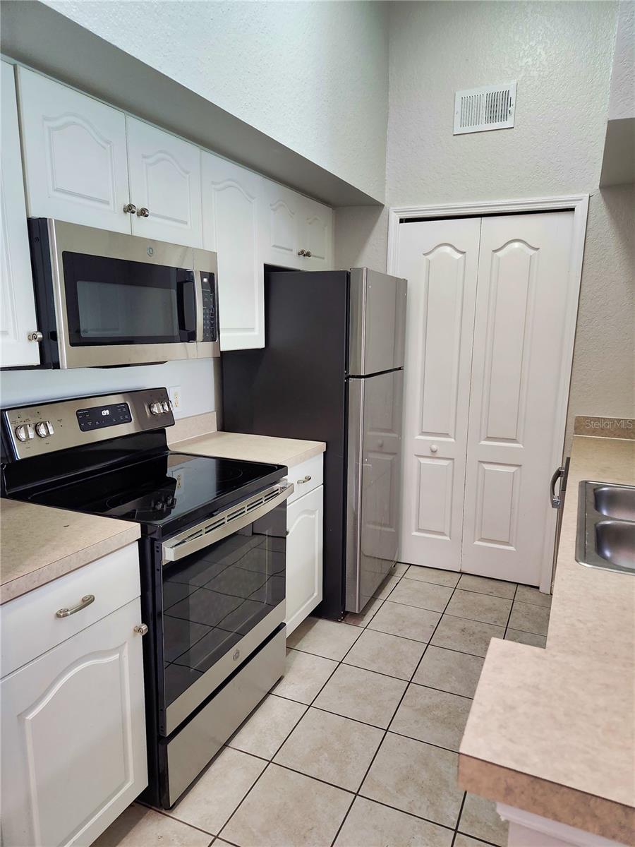 Image 36 of 47 For 4156 Central Sarasota Parkway 821