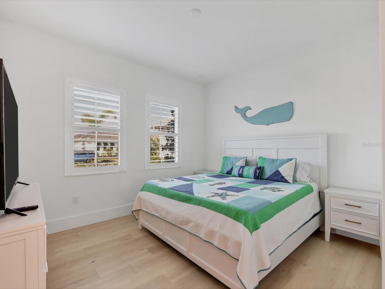 Image 17 of 28 For 8331 Sea Glass Court