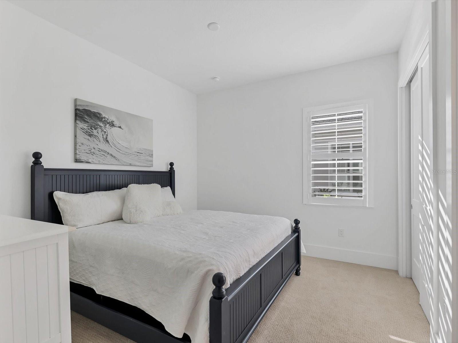 Image 19 of 28 For 8331 Sea Glass Court