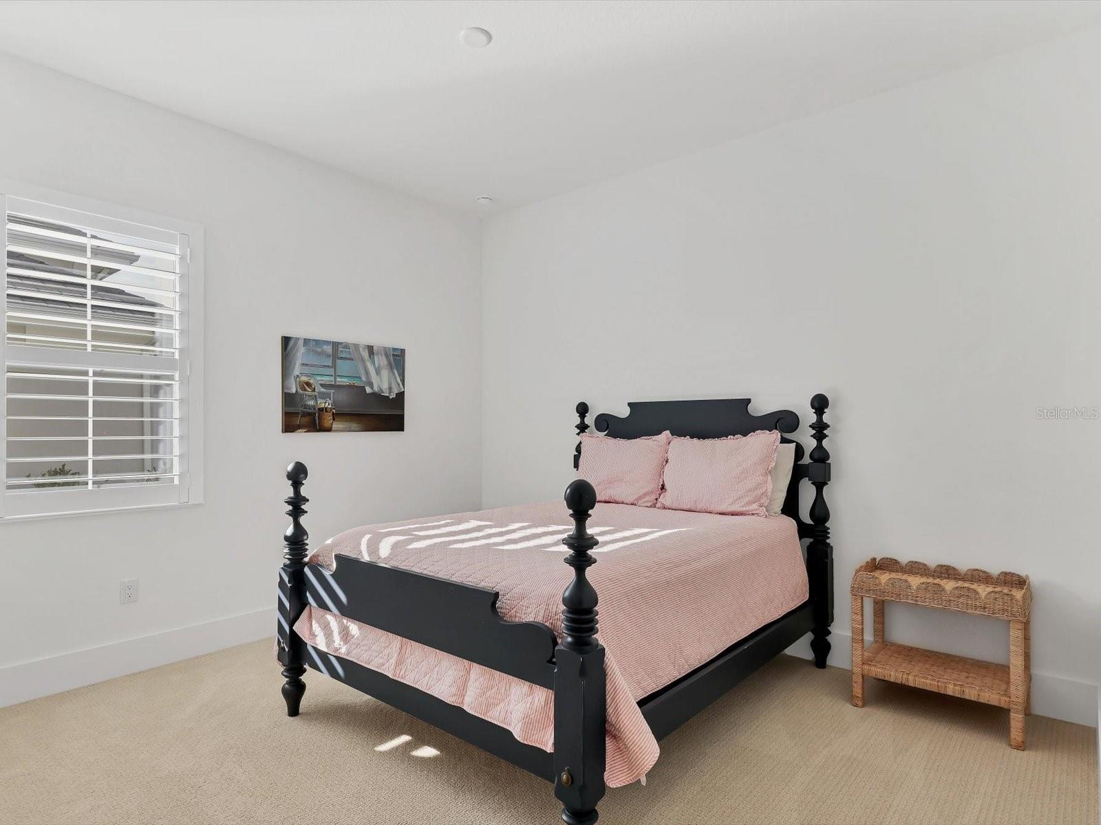 Image 21 of 28 For 8331 Sea Glass Court