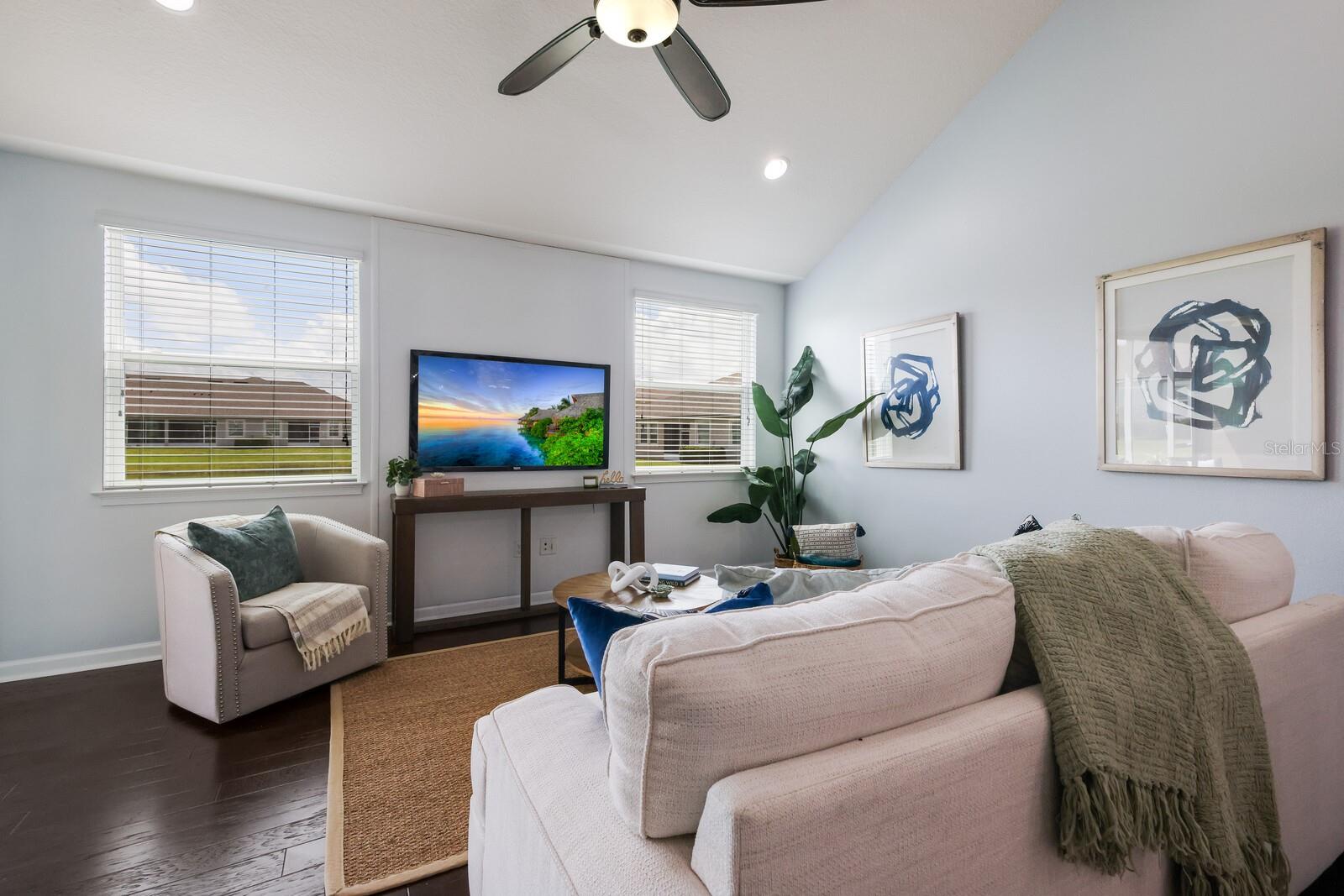 Image 11 of 45 For 5237 Blossom Cove