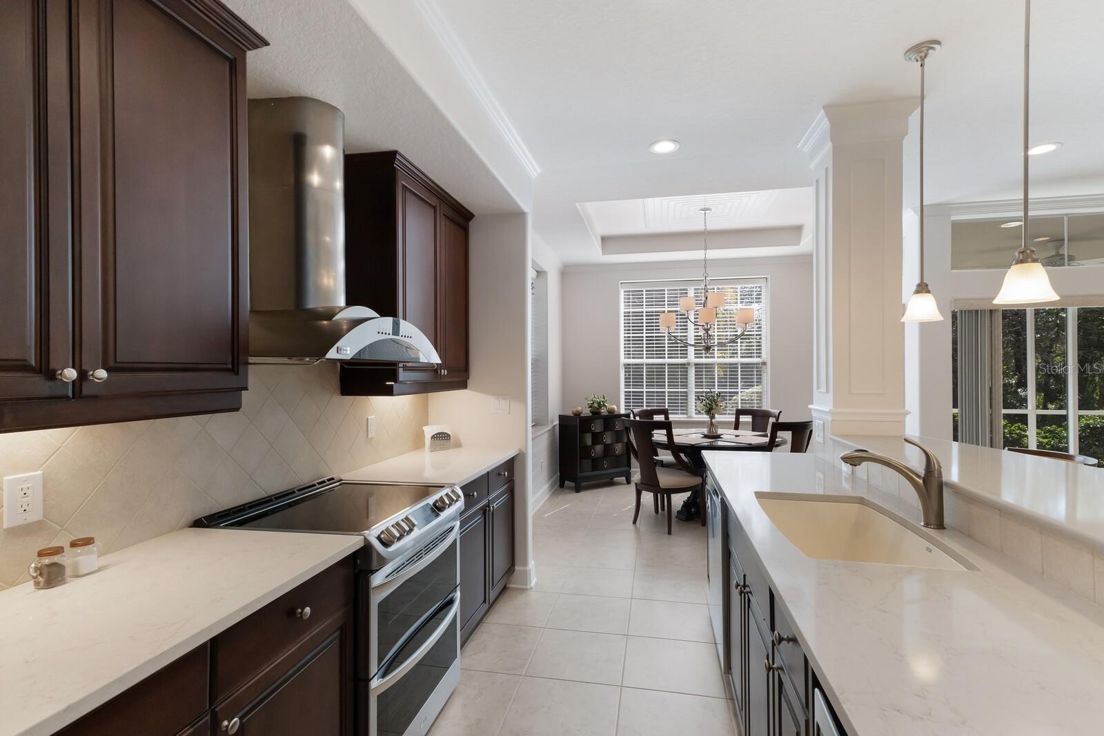 Image 10 of 37 For 8073 Tybee Court