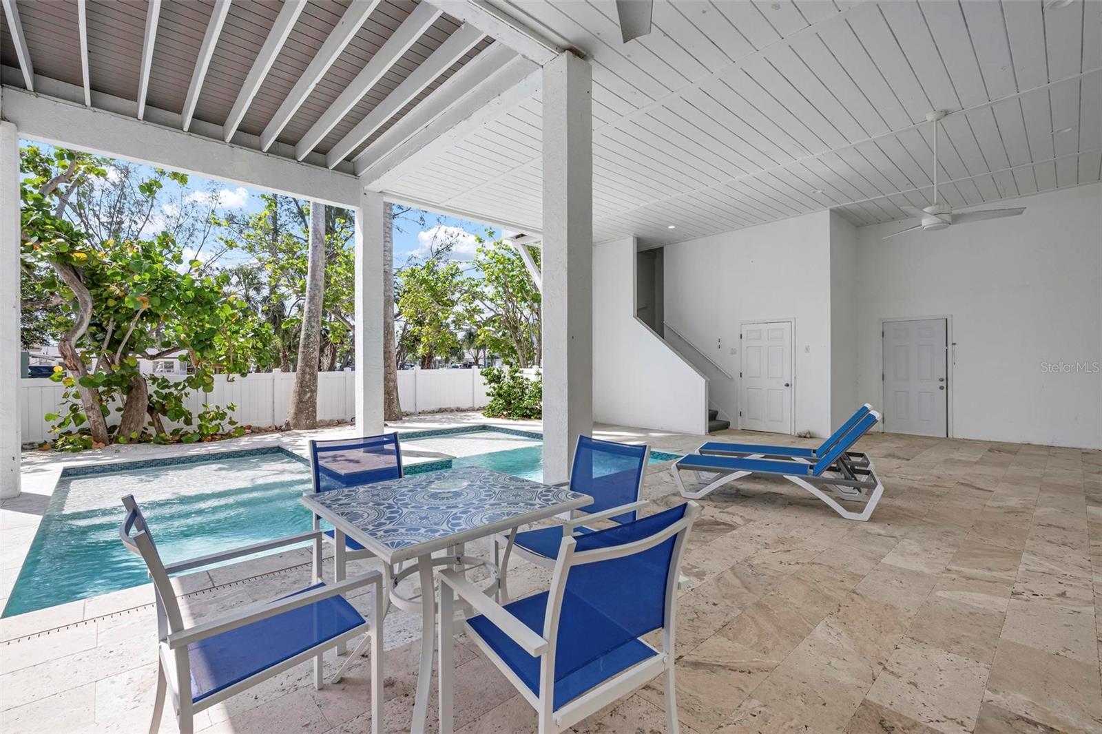 Image 10 of 55 For 802 Bay Boulevard