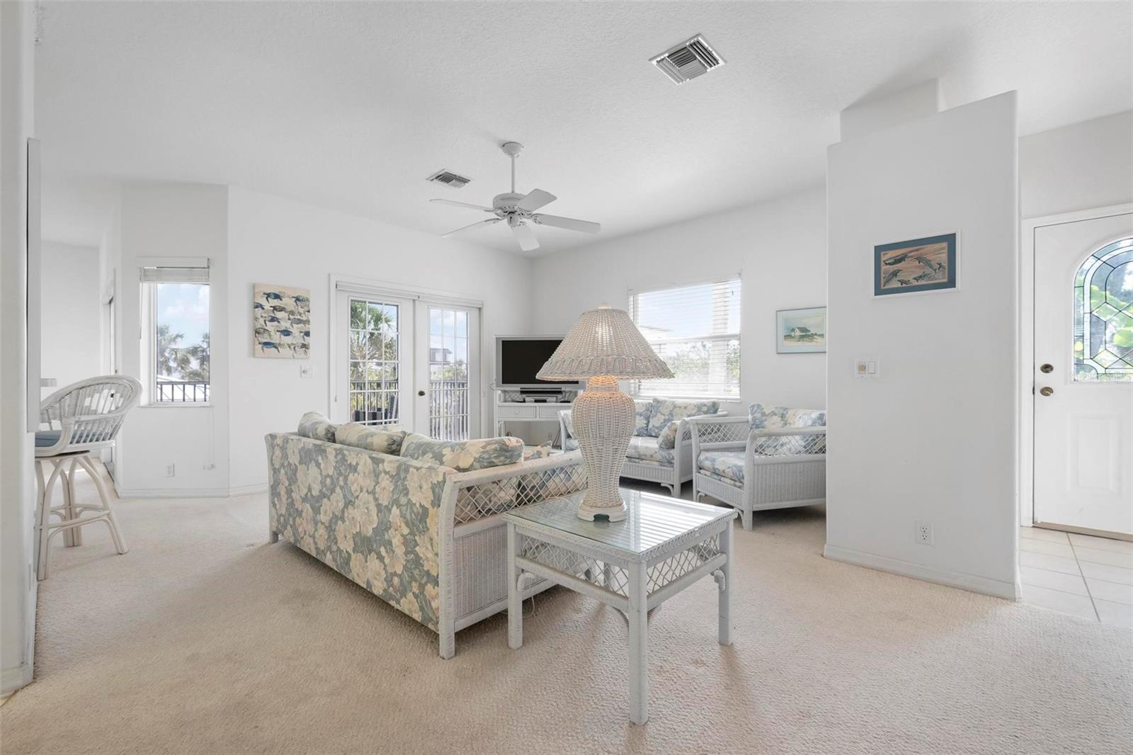 Image 16 of 55 For 802 Bay Boulevard