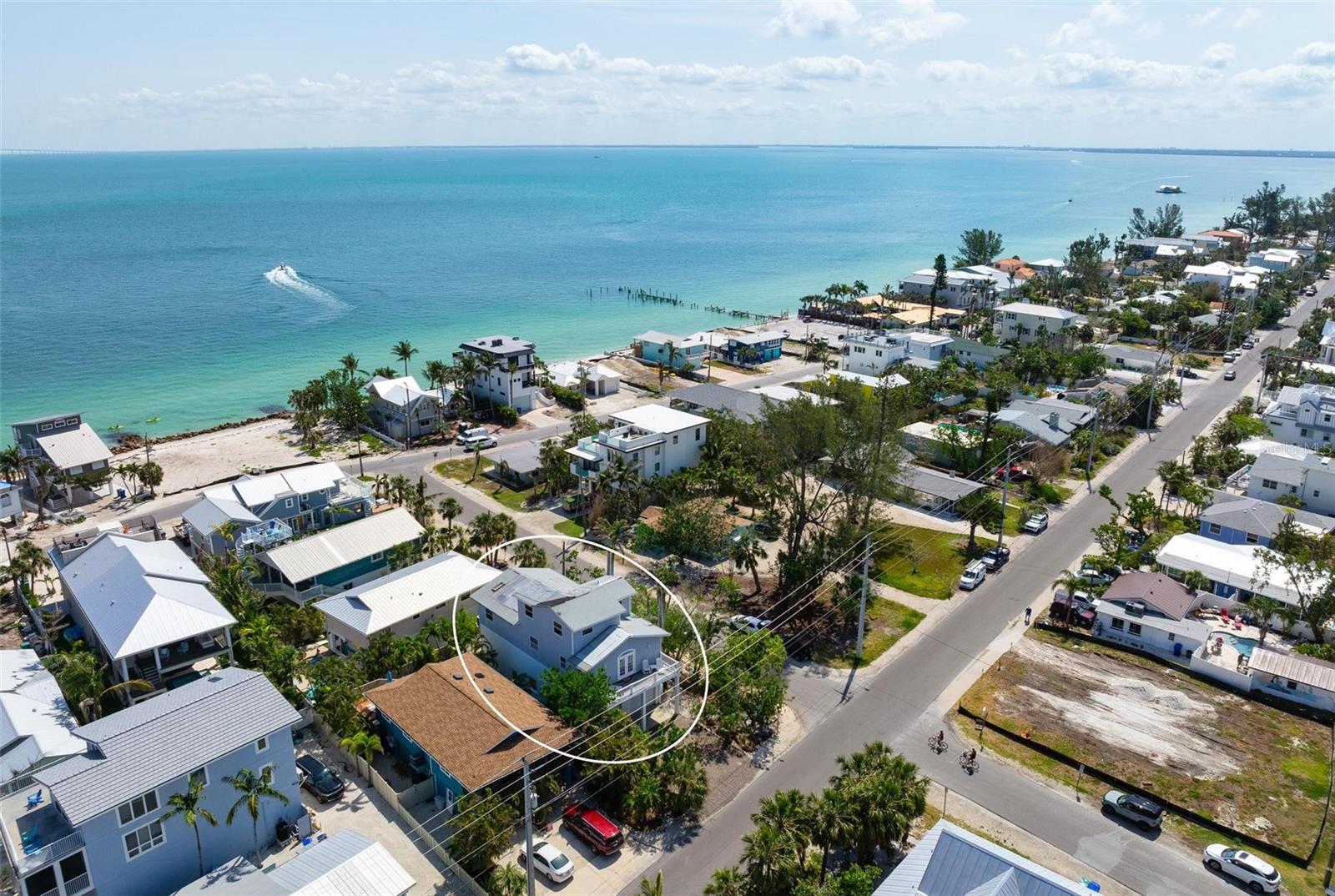 Image 54 of 55 For 802 Bay Boulevard