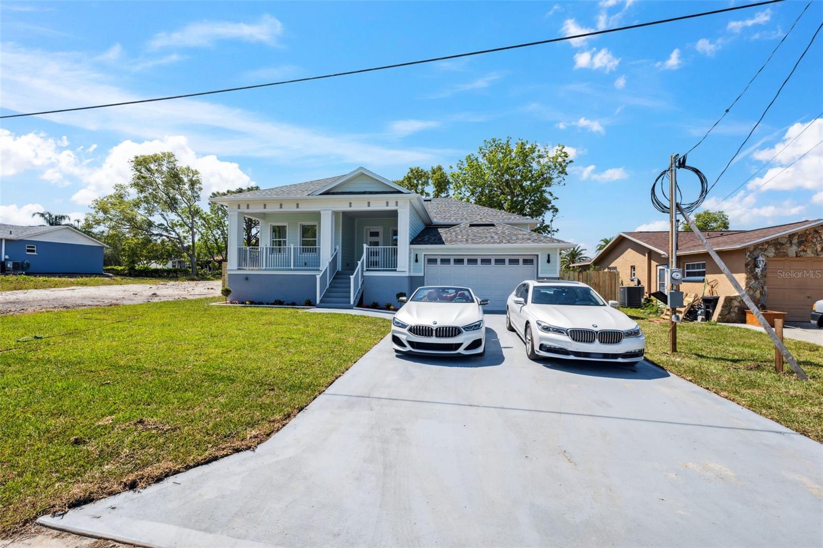 Listing photo id 0 for 8622 Inwood Drive