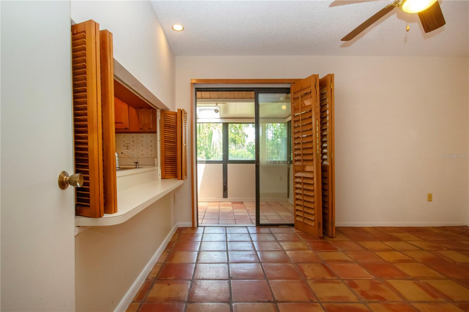 Image 25 of 48 For 4812 Kestral Park Circle 20