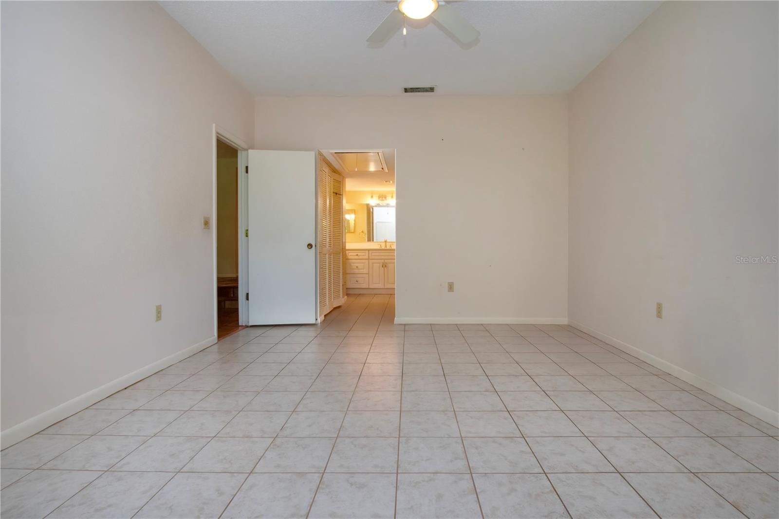 Image 34 of 48 For 4812 Kestral Park Circle 20