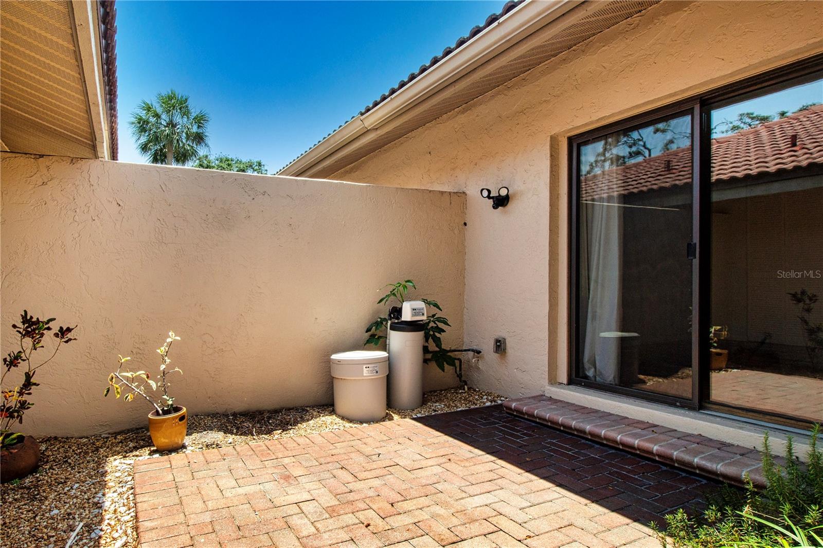 Image 9 of 48 For 4812 Kestral Park Circle 20