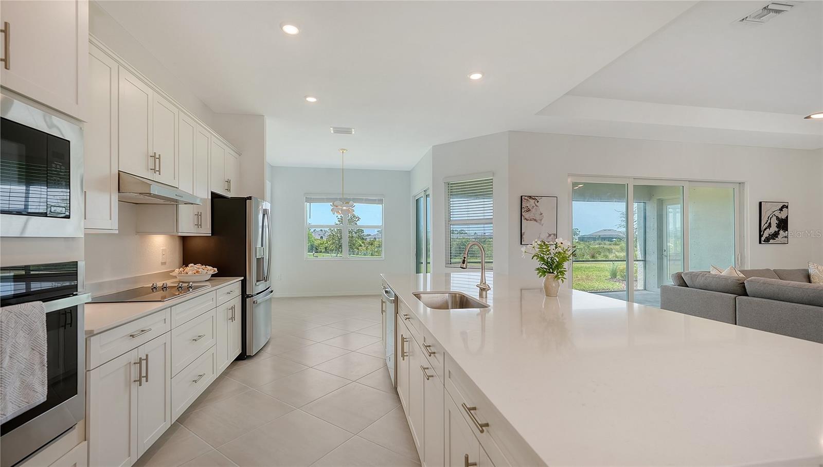 Image 18 of 59 For 17449 Sandpearl Road
