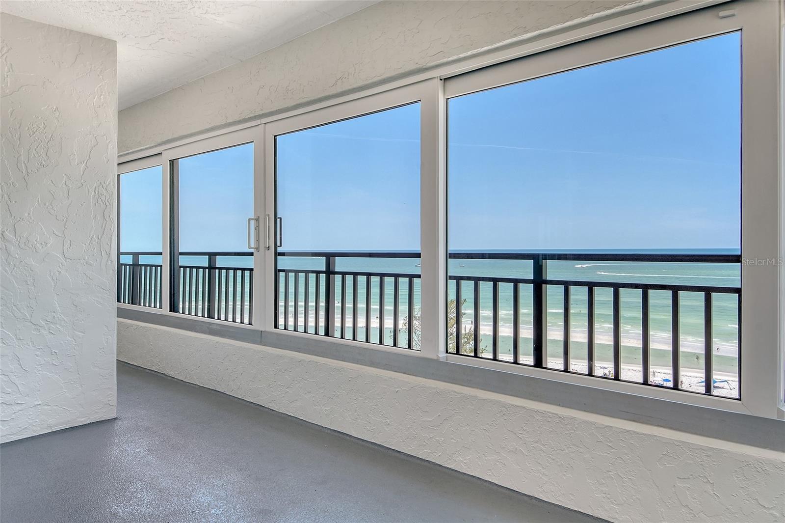 Image 12 of 69 For 20 Whispering Sands Drive 1201