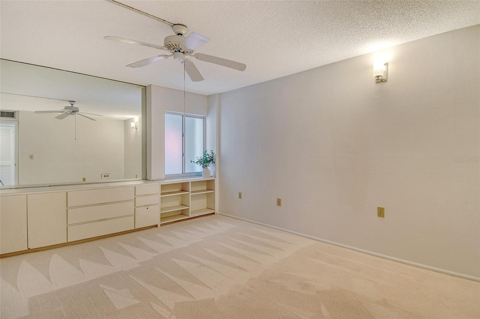 Image 36 of 69 For 20 Whispering Sands Drive 1201