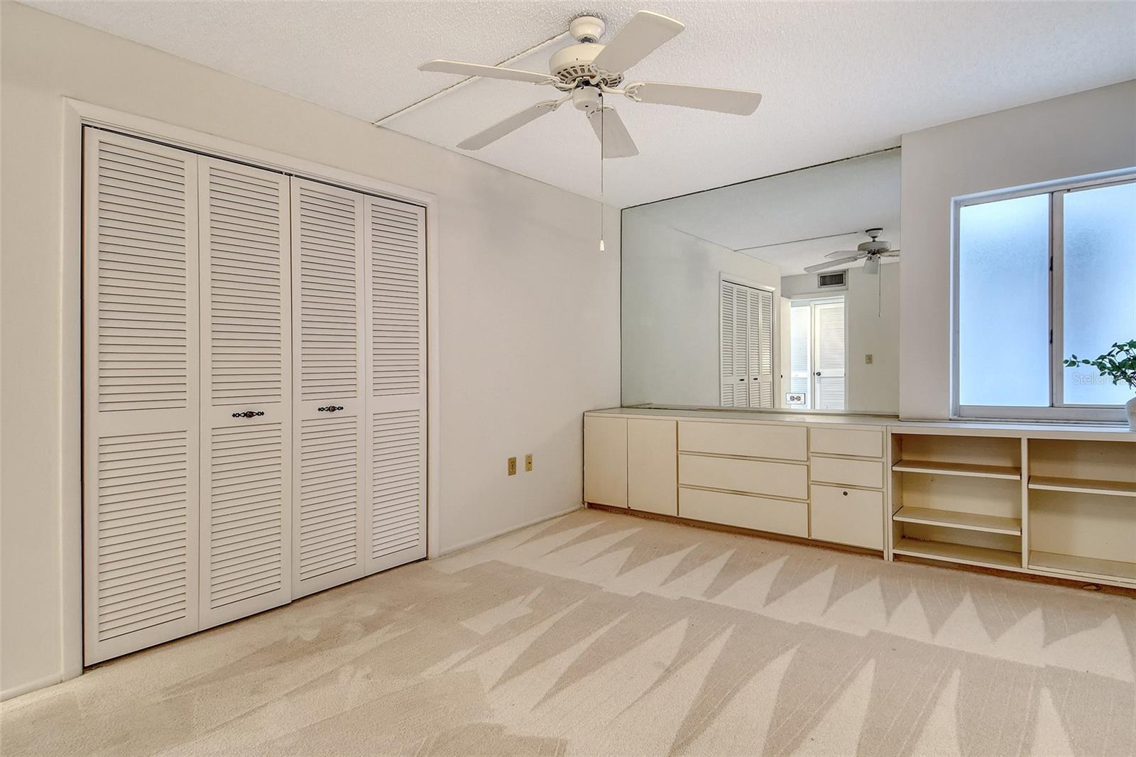 Image 37 of 69 For 20 Whispering Sands Drive 1201