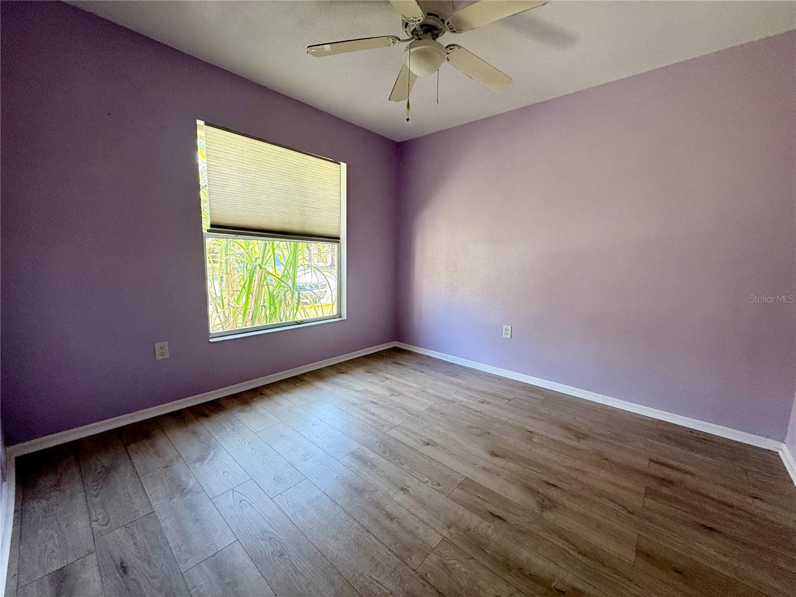 Image 11 of 20 For 1531 41st Avenue Drive E 24