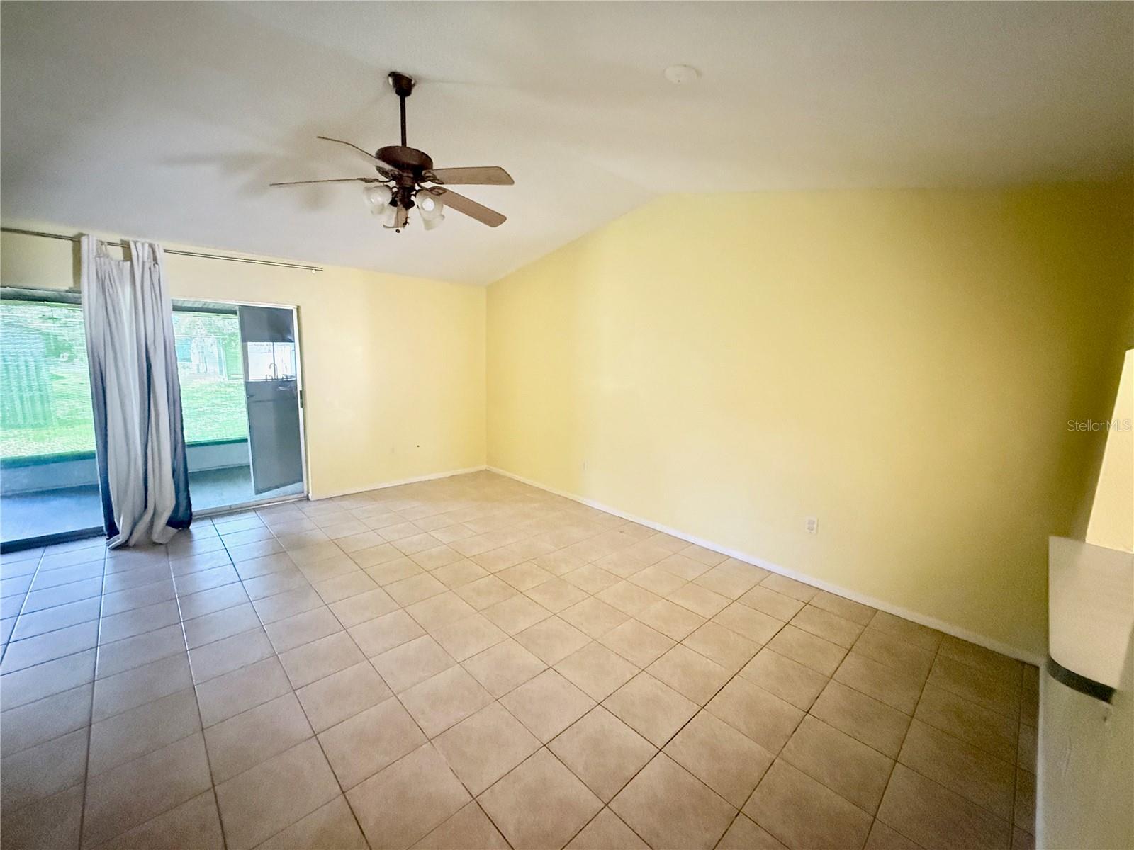 Image 14 of 20 For 1531 41st Avenue Drive E 24